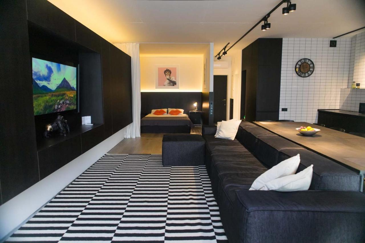 דנייפרופטרובסק Stylish 1 Bedroom Studio Near Most City מראה חיצוני תמונה