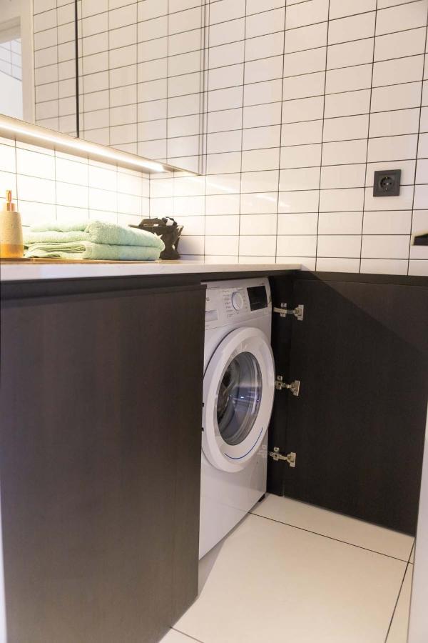 דנייפרופטרובסק Stylish 1 Bedroom Studio Near Most City מראה חיצוני תמונה