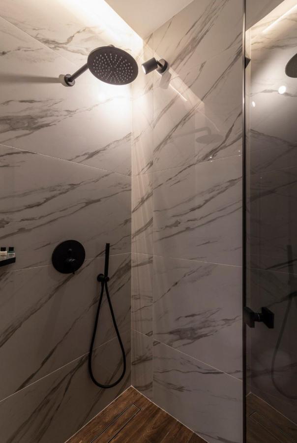 דנייפרופטרובסק Stylish 1 Bedroom Studio Near Most City מראה חיצוני תמונה
